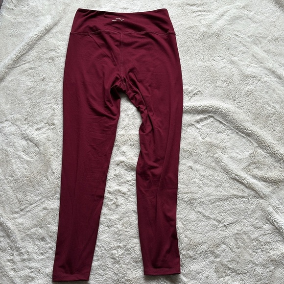 Lazypants High-Waisted Burgundy Leggings | Size M | Stretchy Activewear - Picture 4 of 7